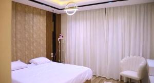 Fully Furnished luxurious villa