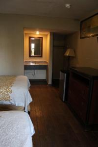 Sands Hotel Formerly OYO Hotel