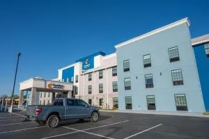 Comfort Inn & Suites River City Decatur - 卡尔曼