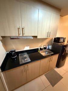 LALAROOMS - with Manila Bay Sunset View