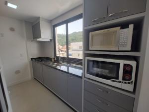 Apto 180m da Praia de Palmas - 0327