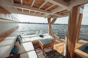 Dahabiya Nile Sailing-Safiya-Aswan to Luxor-every Friday-4 days-3 nights - Nag` el-Fuqâhi