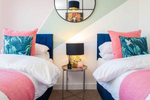 Oriel Suite - Central - Contractors - 6 Beds