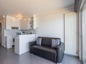 Charming studio on the seafront with sea view