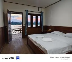 DONDET Vixay Sunset And River View - Don Som