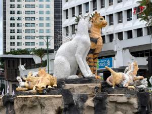 Natol Homestay - Riverbank Suites High Rise City Centre