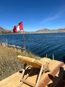 Titicaca Floating Lodge