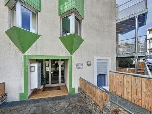 Appartements Appartement F2 climatise avec terrasse, proche thermes et centre-ville, animaux acceptes, a Lamalou - FR-1-451-4 : Appartement (4 Adultes)