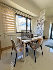 Shore 3 Tower 1 Condo staycation near MOA - DT