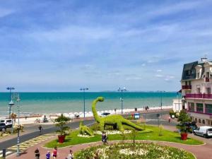 Appartements Charmant 2 pieces a 2 pas de la plage avec loggia - tout confort - FR-1-712-9 : photos des chambres