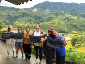 Black Hmong Sapa Homestay Family