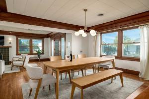 Falcon Chic Escape - Hot Tub - Modern - Proximity
