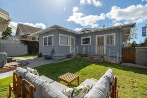 Falcon Chic Escape - Hot Tub - Modern - Proximity