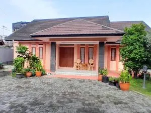 Vila Sejuk Lembang - Genteng