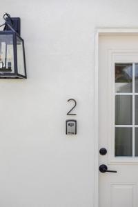 Cute Guest Studio near Universal Studios sleeps 4