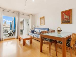 Roses - 6 pers, 67 m2, 32 - ES-228-202