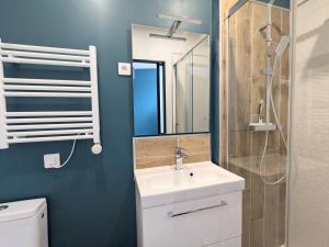 Studio moderne et calme au centre-ville avec parking sécurisé - FR-1-591-723