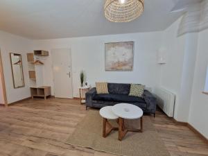 Studio moderne et calme avec parking à Châteauroux - FR-1-591-724