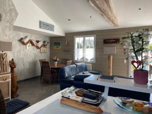 Noirmoutier - Maison avec piscine, 4 chambres, 8 personnes - FR-1-823-138