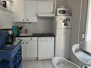 Maisons de vacances Vaux-sur-Mer: Villa 2 chambres pour 5 pers, 450m Plage, Parking, Clim - FR-1-738-47 : photos des chambres