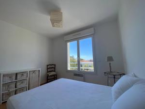 Appartements Royan : Appartement 47m², Balcon, Parking prive, Ascenseur - FR-1-738-48 : photos des chambres