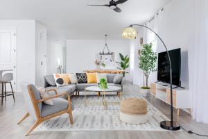 Modern Disney Retreat, 5BR Magic Home