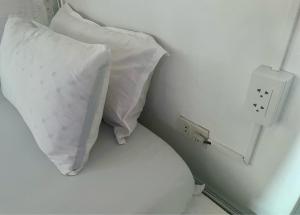 Layover Guesthouse at 28 Fokker- Near Airport