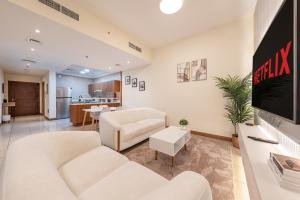 Spacious Upgraded & Elegant - 1BR