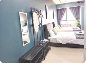 F1-13-21 Blue LagoonTamarind2Queed BedWIFINETFLIXFreeParking