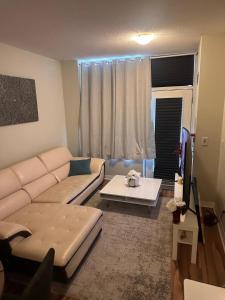 Private Cozy Room
