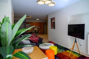 Artistic 2bedroom Luxury Hop to Acropolis