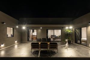 専属シェフのおもてなしTHE HERO VILLA 米原ビーチリゾートIshigaki