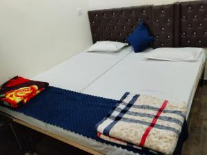 jay radhe krishan residency