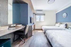 Phòng Tiêu Chuẩn 4 Người (Standard Quadruple Room)