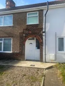 15 on Hill Crescent, 6 en-suite bedrooms, Sleeps 12 - Skegby