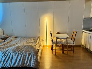 Gangnam City View with Balcony - Netflix & Youtube Free