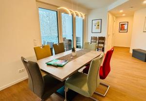 Duhner Allee 10, Sünnsied