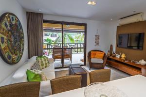 Apartamento no Condomínio Costa Bella em Angra dos Reis