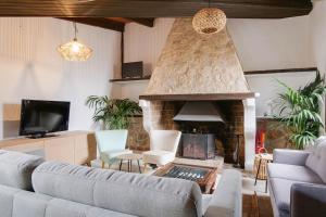G-Colao auf Finca Zenara, Doppelzimmer mit Bad, Gemeinschaftsküche, XXl Pool, Wifi, Klima, Yoga