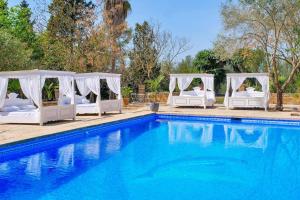 G-Colao auf Finca Zenara, Doppelzimmer mit Bad, Gemeinschaftsküche, XXl Pool, Wifi, Klima, Yoga