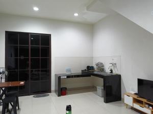 Sweet Home & Rooms East Asia 1727, Greenlake City