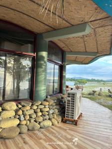 The Escape Beachfront - GRAND Villa