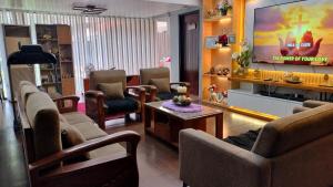 YKCs Private Pool Villa Resort