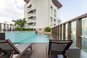 Large room with 2Beds BTS Chitlom Sukhumvit BKK - 3-Sterne-Hotels in Bangkok