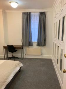 Oxford Street 2 Bed Apartment