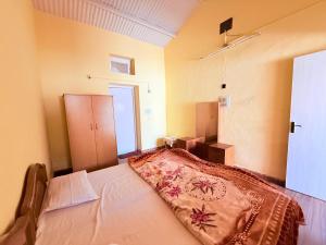 Ubuntu Retreat - Aaram & Mukaam