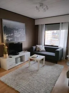 Huoneisto keskustassa - Möksy