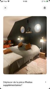B&B / Chambres d'hotes Chez Virginie : Chambre Familiale avec Salle de Bains Privative