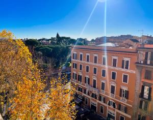 MARIA TERESA Apartment - Sophisticated Living and City Links - Quartiere TRIESTE