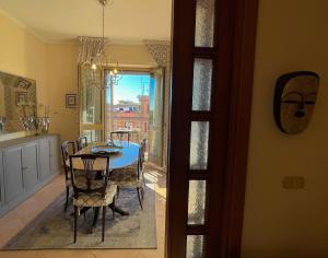 MARIA TERESA Apartment - Sophisticated Living and City Links - Quartiere TRIESTE